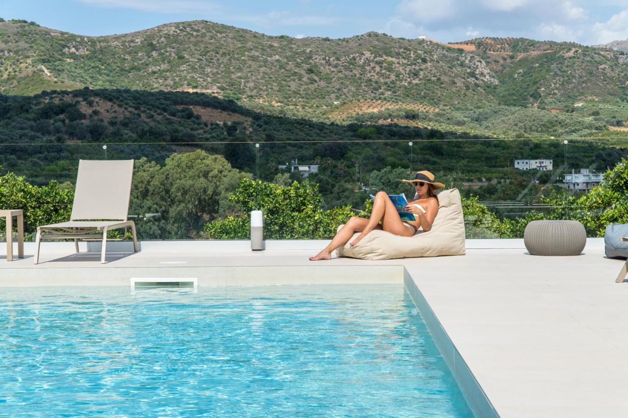 Villa Florentina ✩ Private Pool ✩ Bbq ✩ 7 Guests Alikianos Zewnętrze zdjęcie