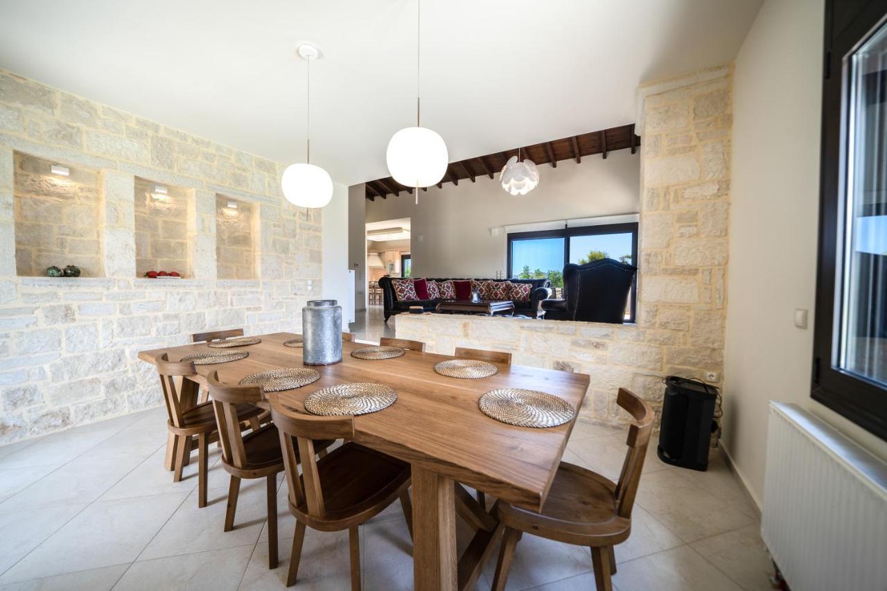 Villa Florentina ✩ Private Pool ✩ Bbq ✩ 7 Guests Alikianos Zewnętrze zdjęcie